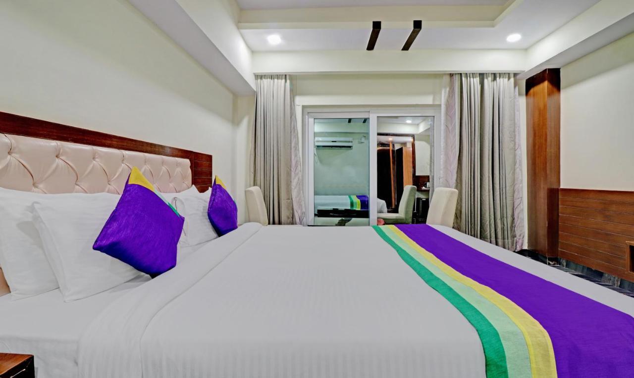 Treebo Premium Pearl Avenue, Ring Road Hotel Dehradun Buitenkant foto