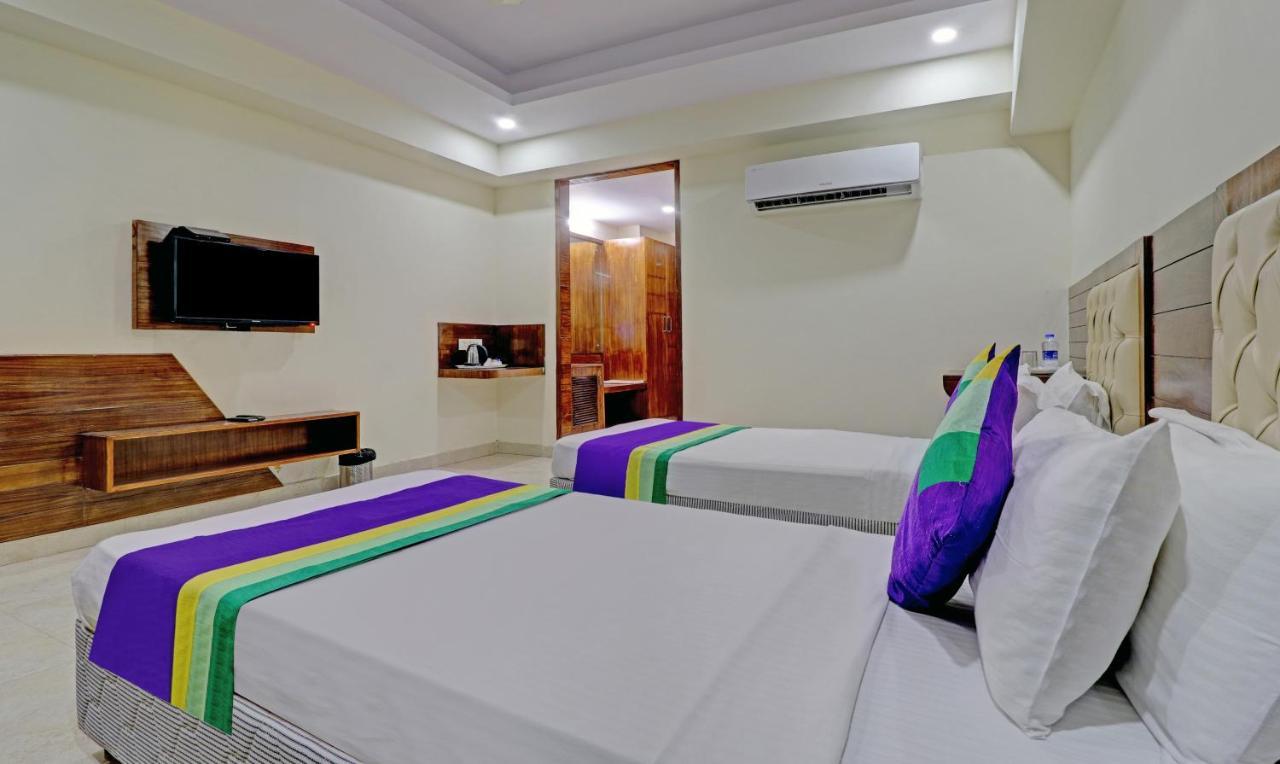 Treebo Premium Pearl Avenue, Ring Road Hotel Dehradun Buitenkant foto