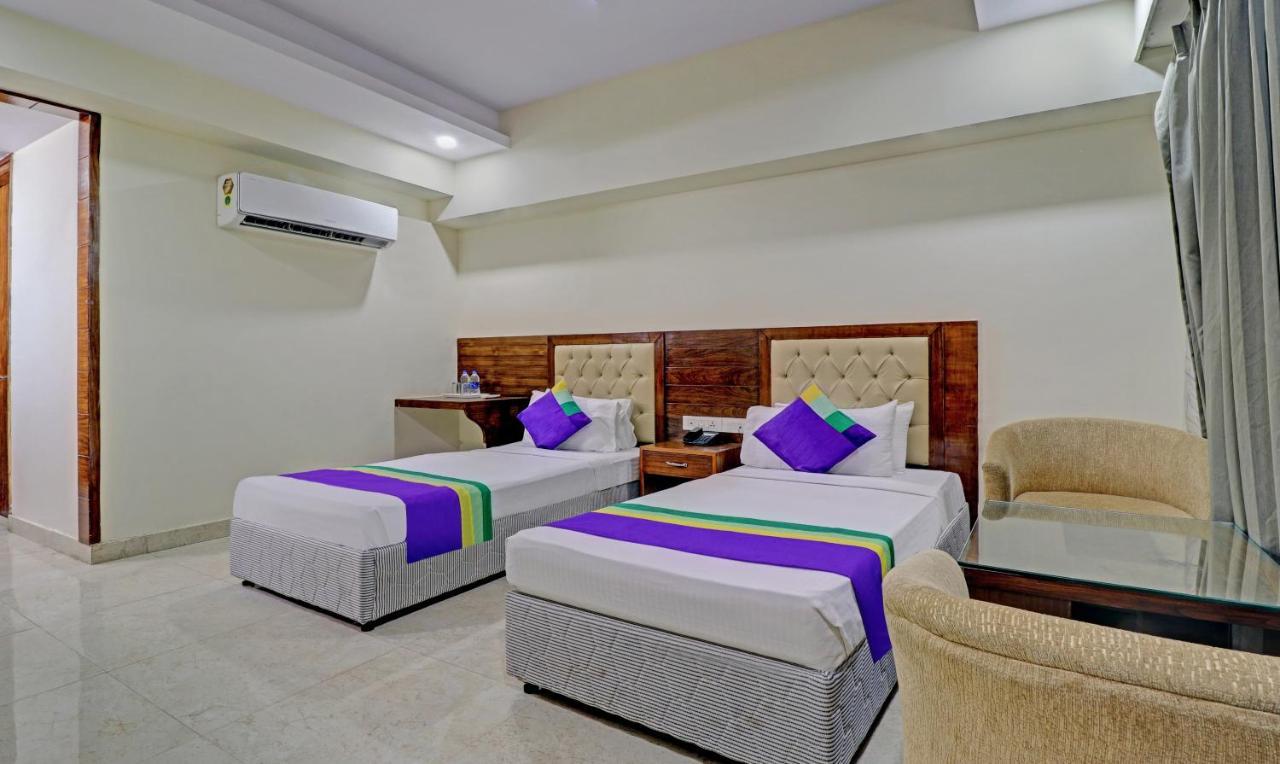Treebo Premium Pearl Avenue, Ring Road Hotel Dehradun Buitenkant foto