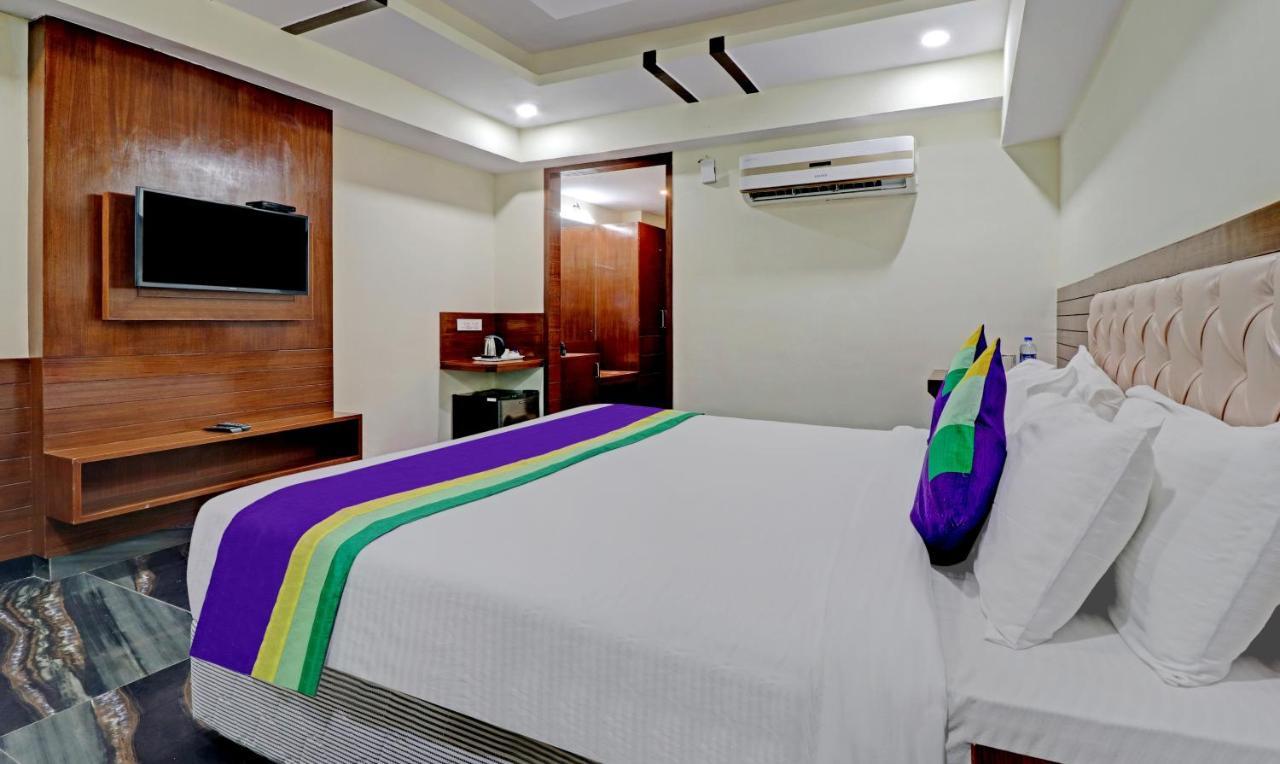 Treebo Premium Pearl Avenue, Ring Road Hotel Dehradun Buitenkant foto