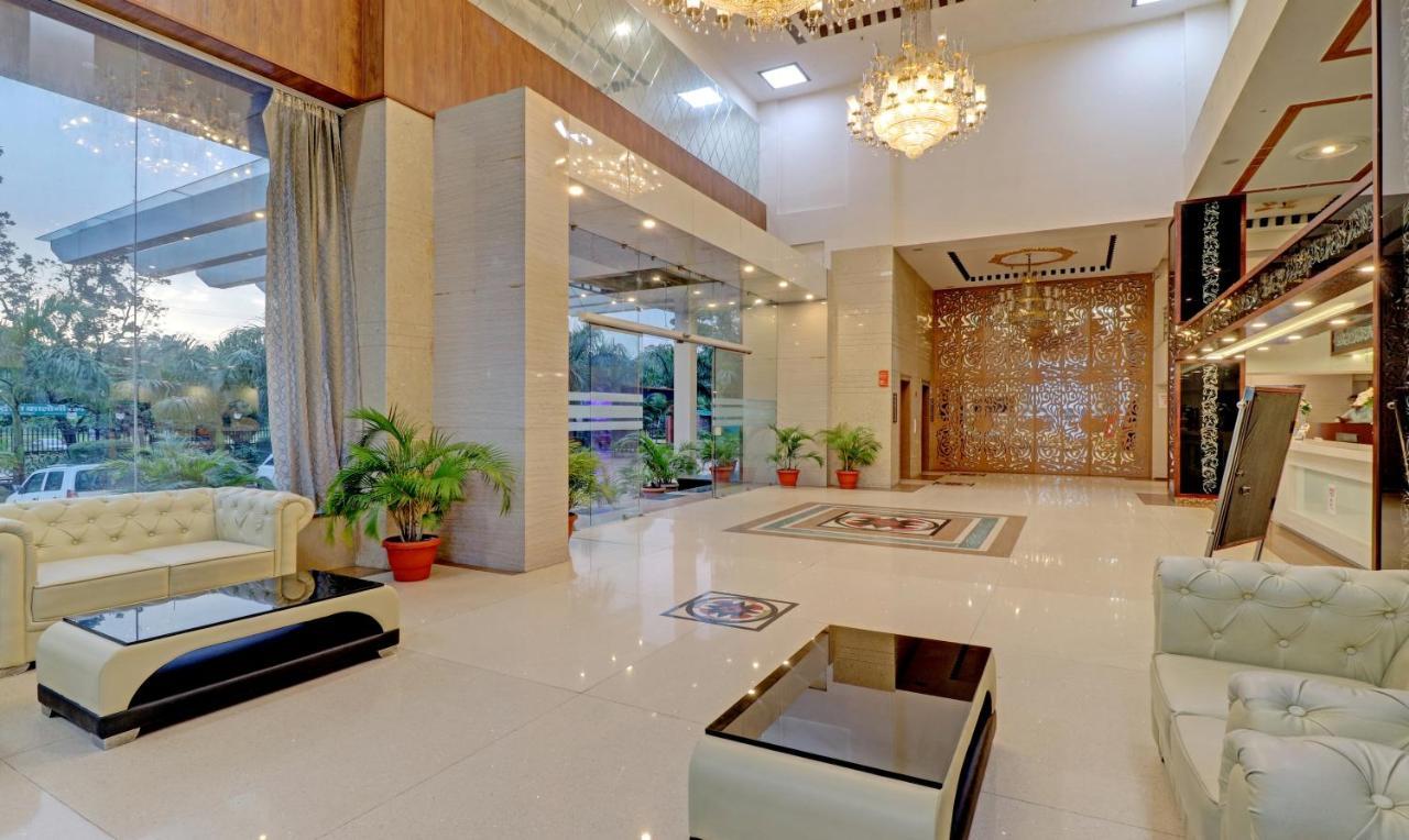 Treebo Premium Pearl Avenue, Ring Road Hotel Dehradun Buitenkant foto