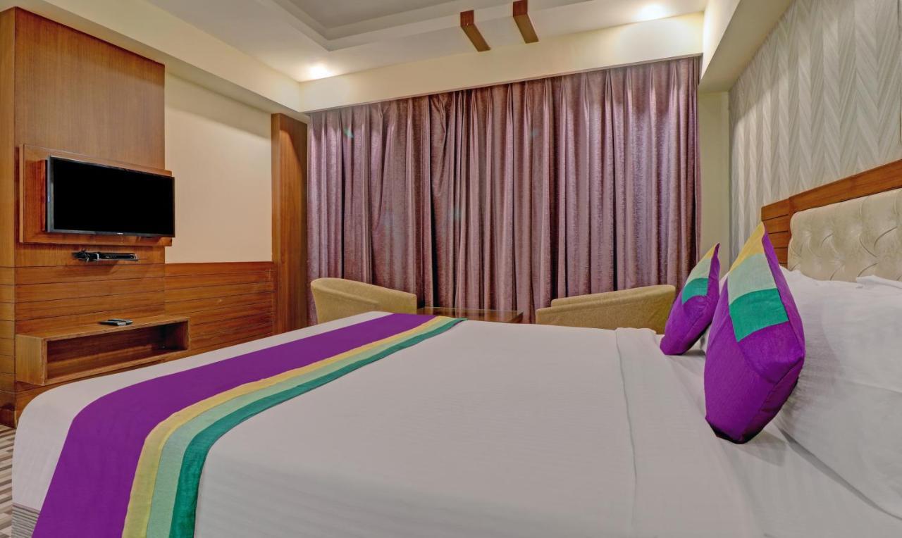 Treebo Premium Pearl Avenue, Ring Road Hotel Dehradun Buitenkant foto