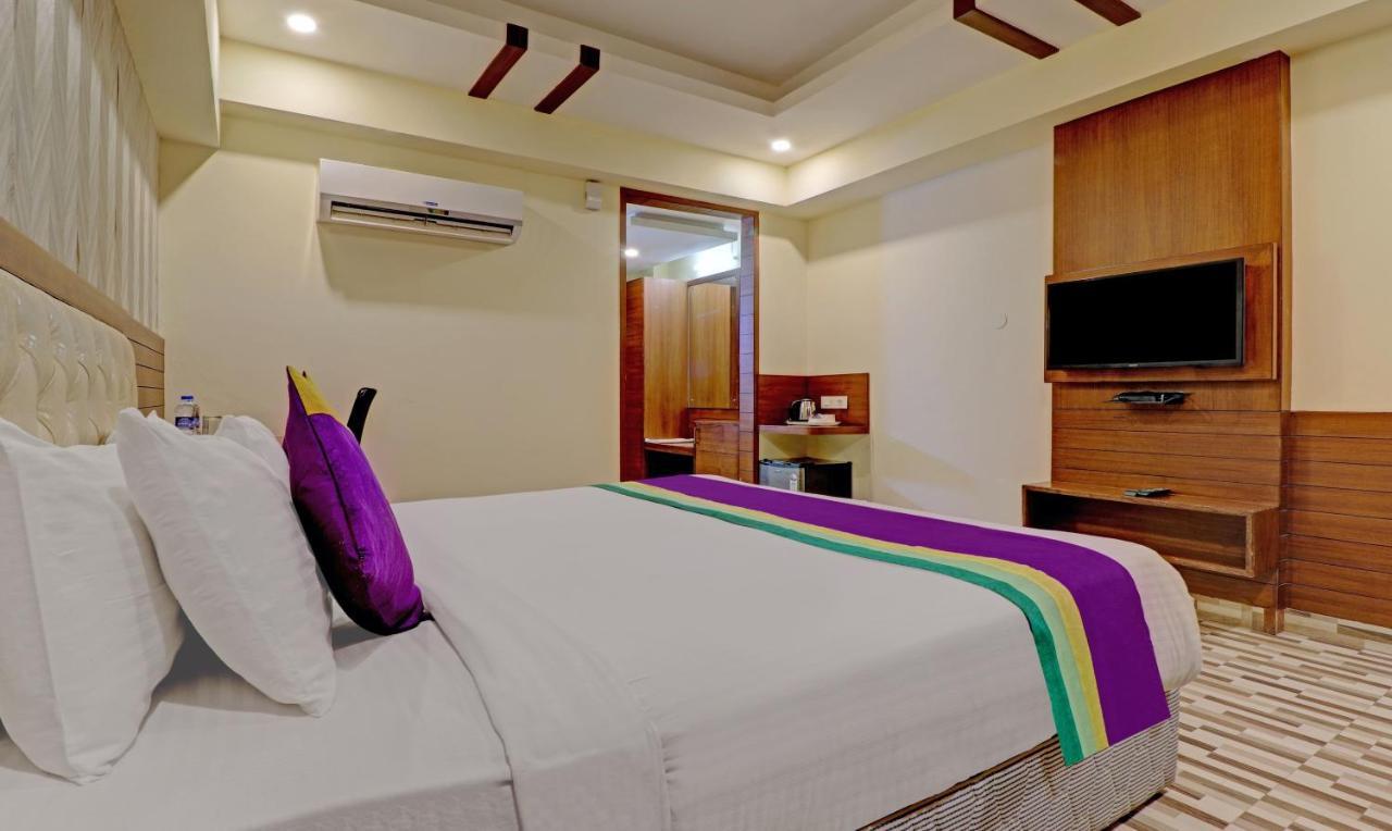 Treebo Premium Pearl Avenue, Ring Road Hotel Dehradun Buitenkant foto